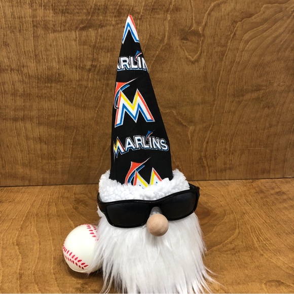 Miami Marlins Gnome MLB Baseball Sports Fan Ball Sunglasses Gift Yellow Red Blue - Picture 1 of 1